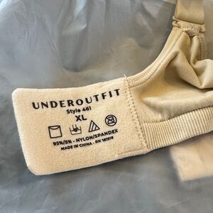 Comfort shaping bra with stripes